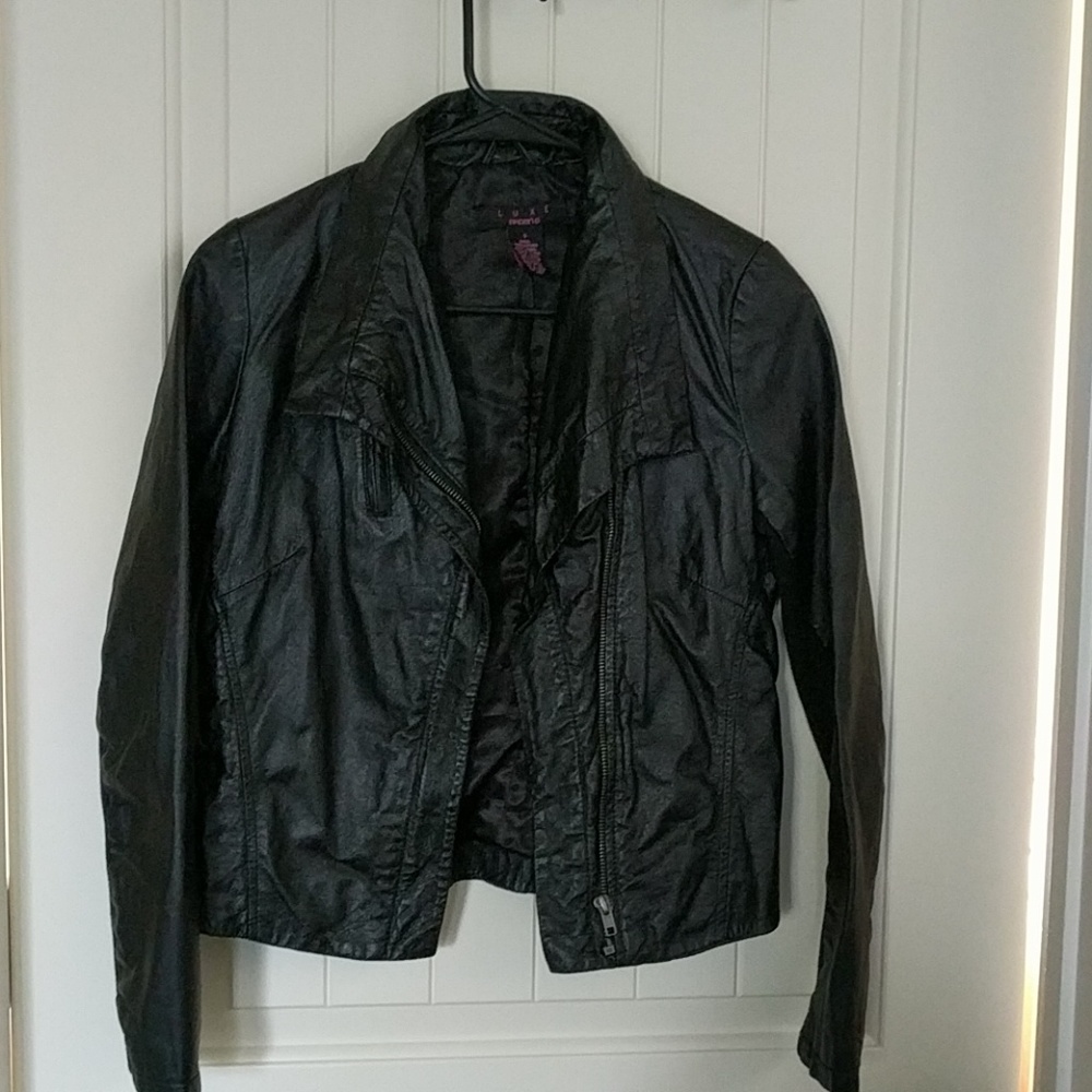Leather lightweight jacket